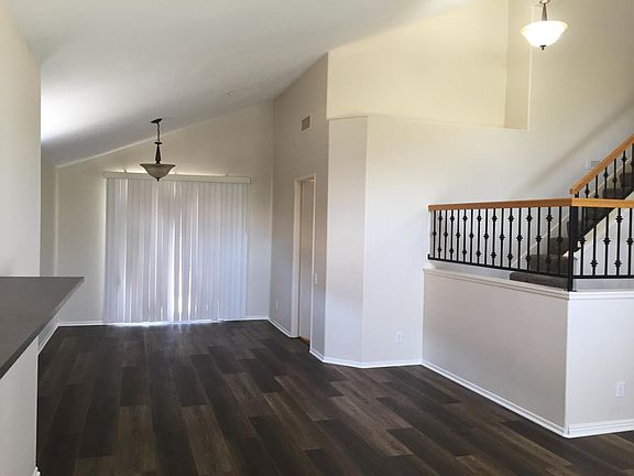 3rd image of 7888 Beckett Ct