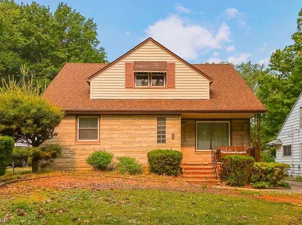 24440 Effingham Blvd, Euclid, OH 44117