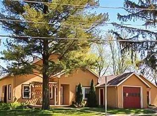 545 W Roosevelt St, Freeport, IL 61032