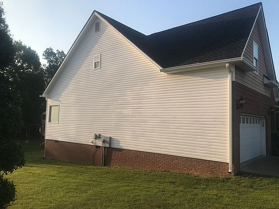 3rd image of 157 Arbor Woods Cir