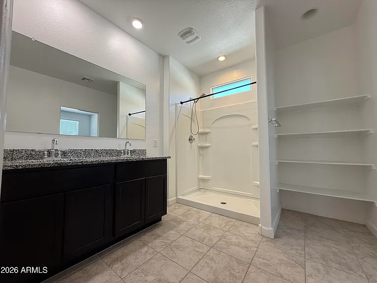 2474 W Sable Ave — Photo 24