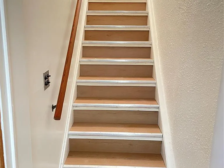 32827 Dover Ave — Photo 38