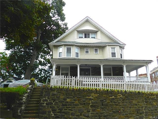 1st image of 125 Landscape Ave