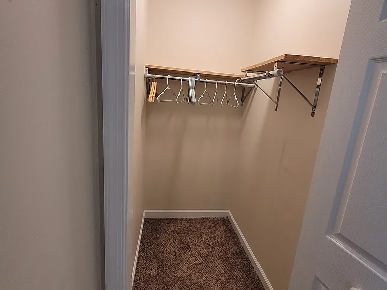 207 Watkins St — Photo 17