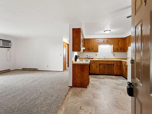 Washington Square Apartments, N3925 Washington Ave #3935-05, Kaukauna, WI 54130