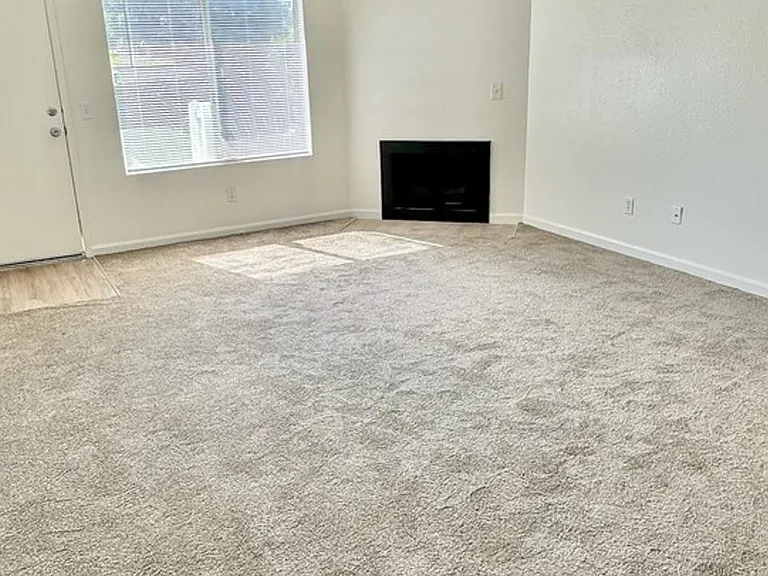 3515-3563 Roosevelt St - Su Casa Apartments — Photo 30