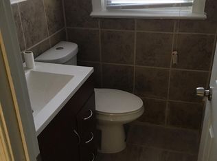 420 Newcomb St SE APT 4, Washington, DC 20032
