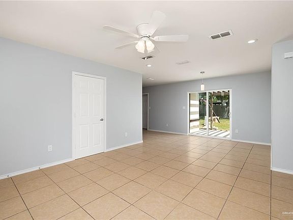 4th image of 1404 Tamarack Ave