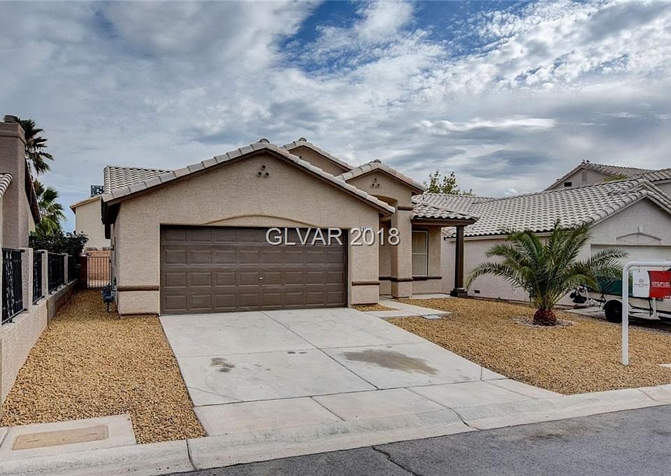 1st image of 6605 Clover Wood Ln