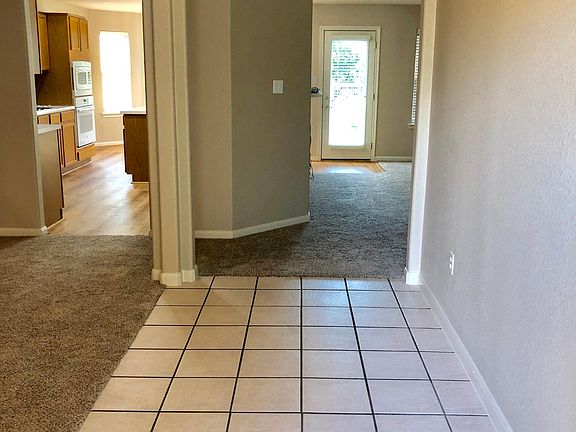 4th image of 21131 Northland Dr
