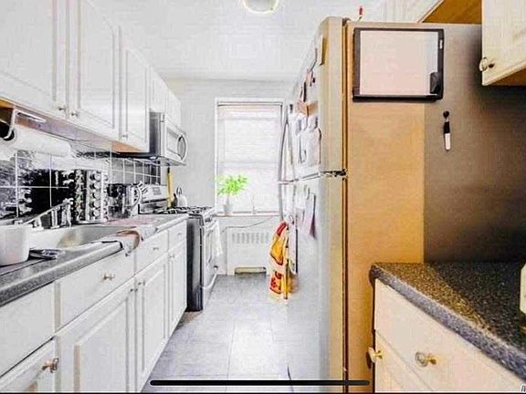 4th image of 8811 Northern Blvd APT 607