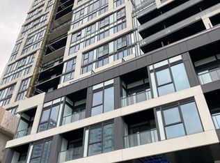 5 Defries St #326, Toronto, ON M5A 0W7