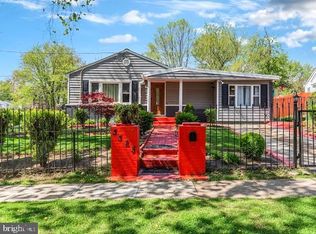3325 Floral Ct, Silver Spring, MD 20902