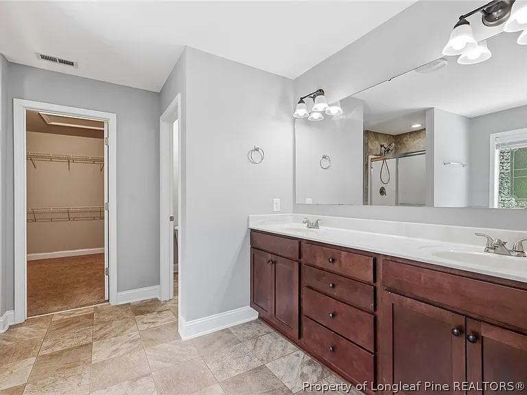 1541 Gallant Fox Ct — Photo 32