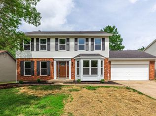 1208 Running Waters Dr, Saint Charles, MO