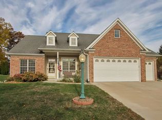 2173 Stonegate Rd, Burlington, WI 53105