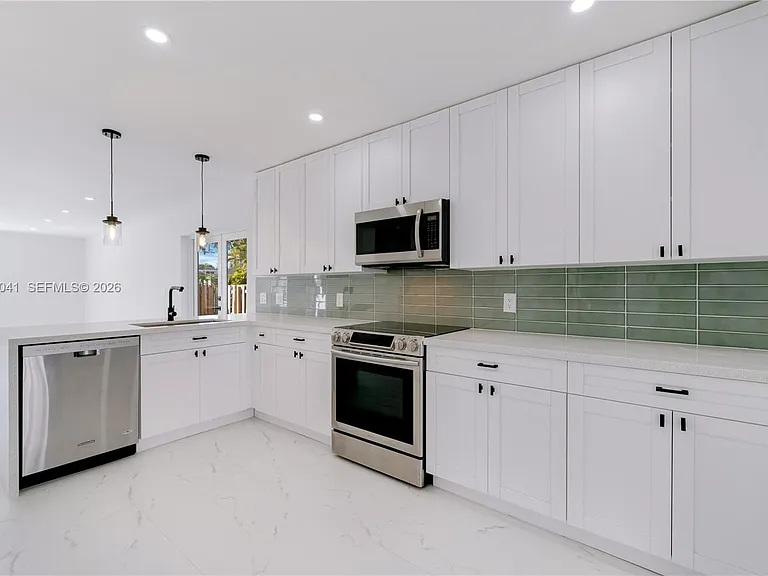 9826 SW 222nd Ter — Photo 11