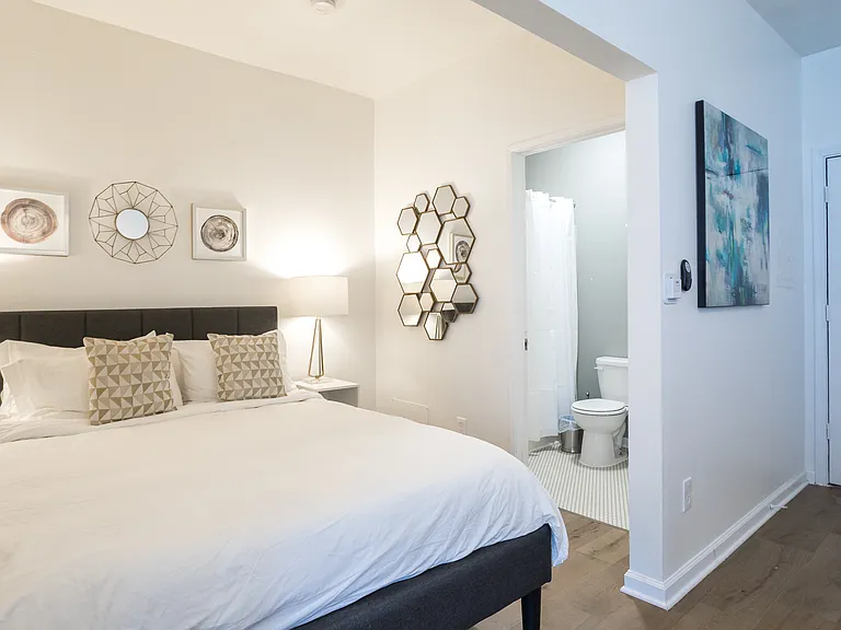 3202 W Sunset Blvd #204 — Photo 3