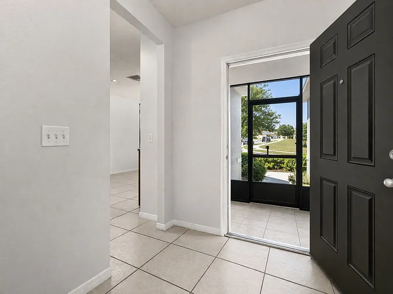 6018 Fallglow Ln — Photo 5