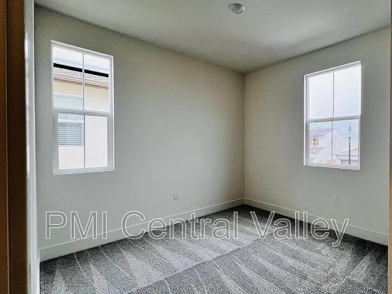 3275 Hayduke St — Photo 21