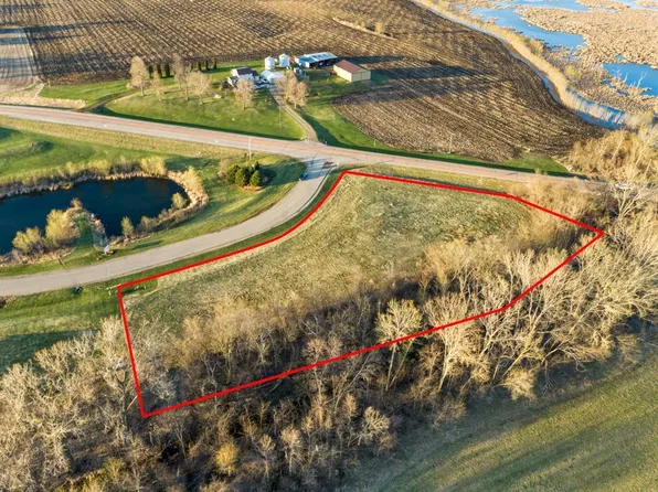 Fortune Creek Trl, Faribault, MN 55021