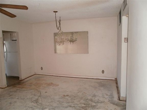 5th image of 1971 SE 5th Ct APT 105E