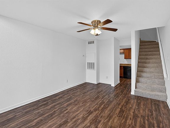 4th image of 4401 Carter Creek Pkwy APT 13