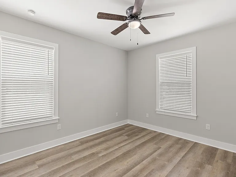 305 Okaloosa Ave #3 — Photo 21