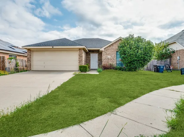 9325 Rhoni Ct, Fort Worth, TX 76140