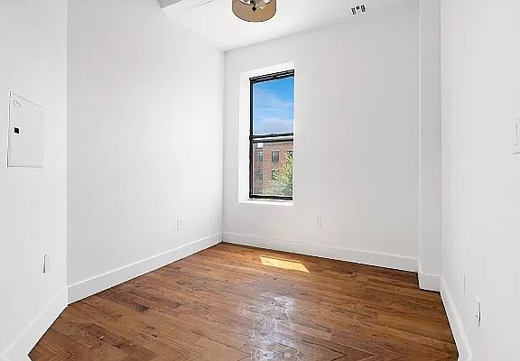 3rd image of 1809 Saint Johns Pl #2
