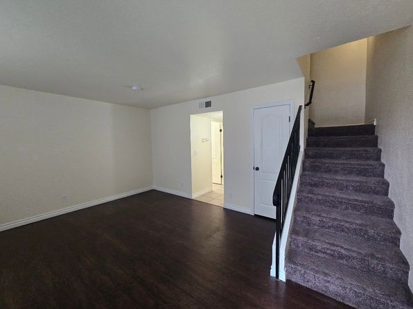 1745 N Winery Ave UNIT 136