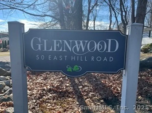 50 East Hill Road APT 4D, Canton, CT 06019