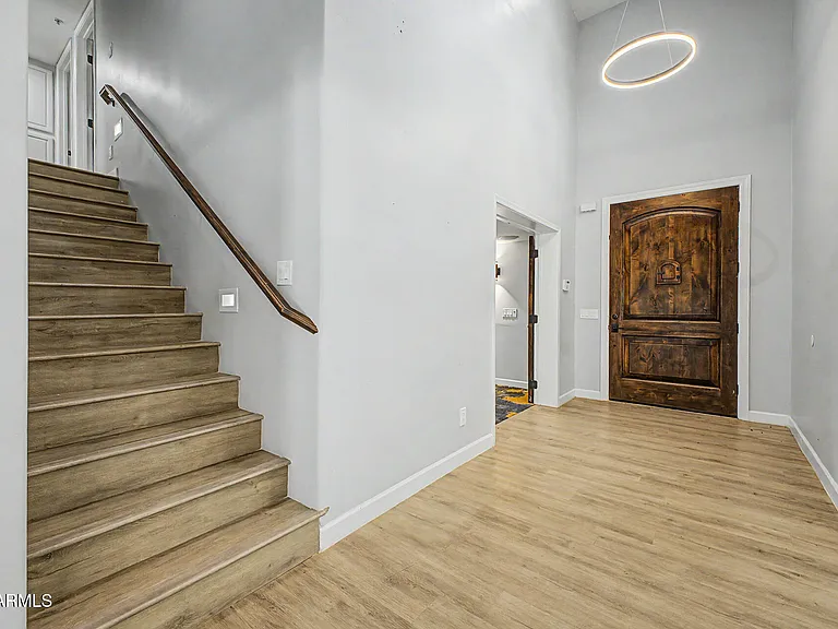 2311 E Colter St — Photo 5