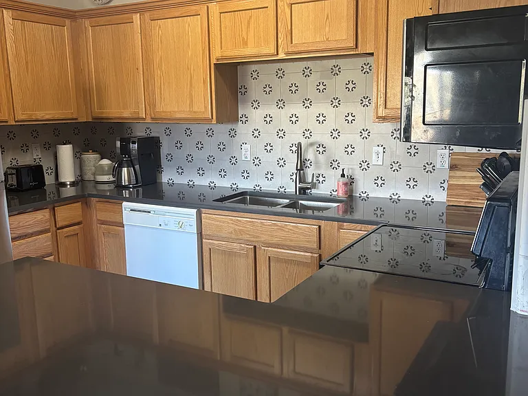 New Countertops and tile