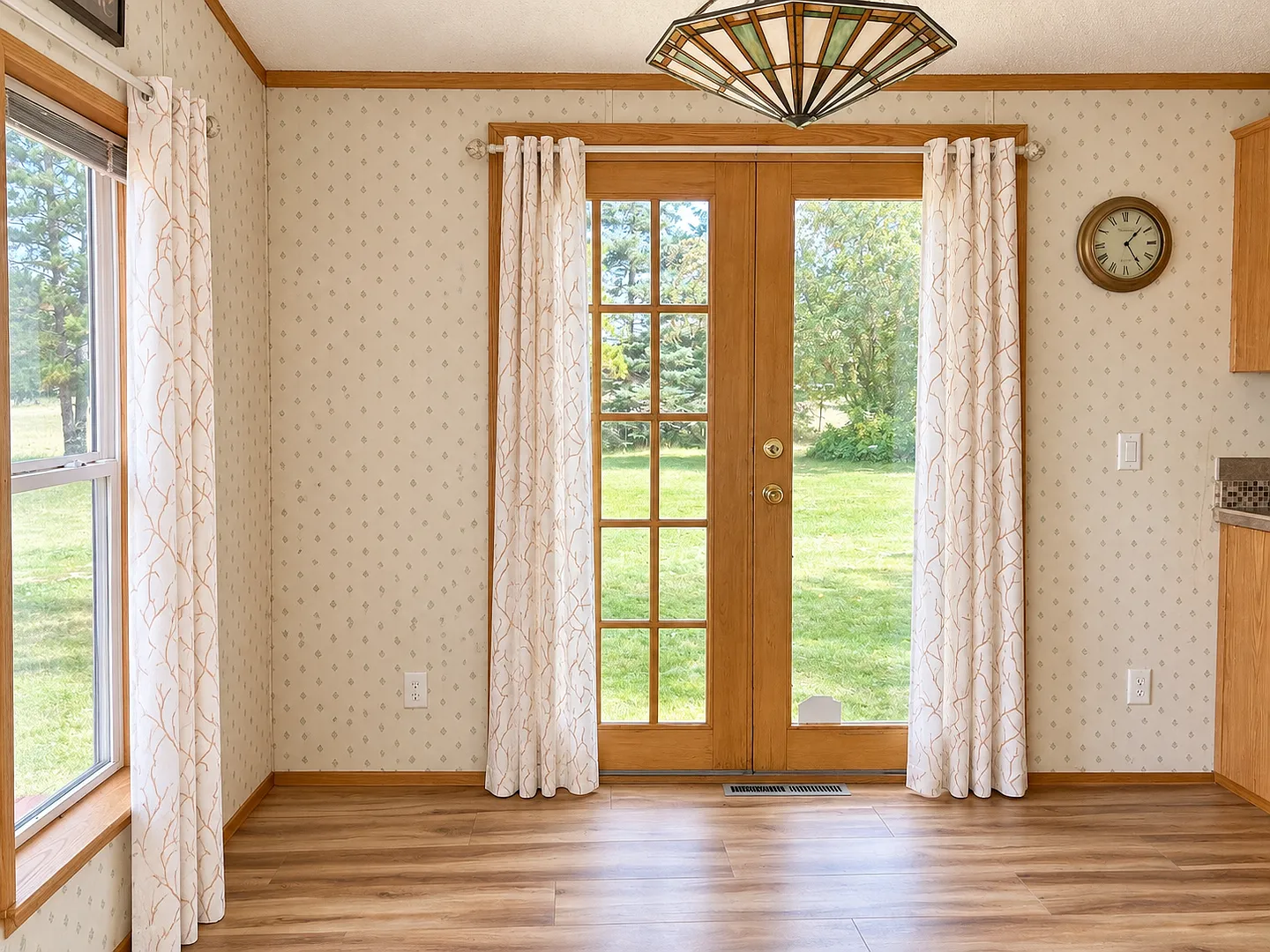 For Rent Private Country Home On 2.62 Acres — Photo 3