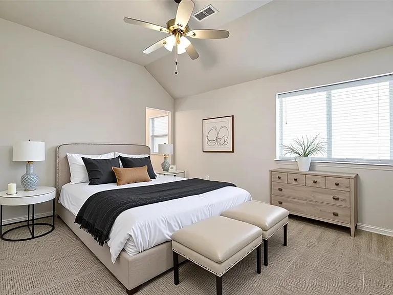1113 Granger Dr — Photo 13