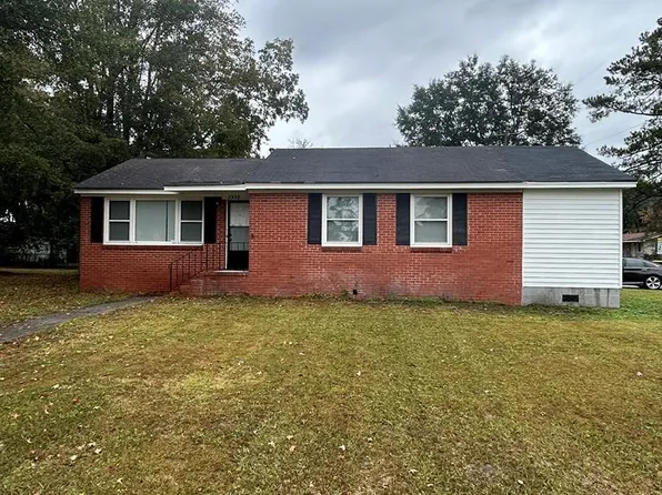 2338 Fleet St, Savannah, GA 31404