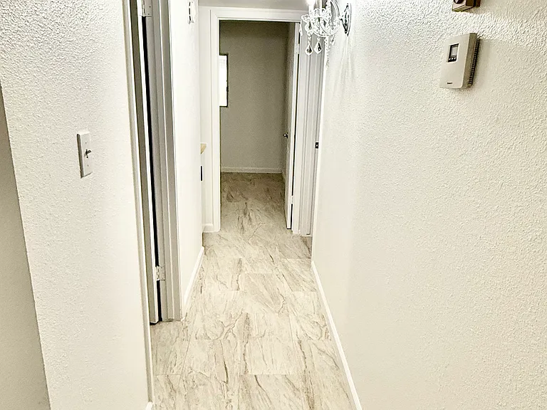 5817 W Tierra Buena Ln — Photo 24