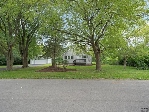 37800 N Frolic Ave, Beach Park, IL 60087