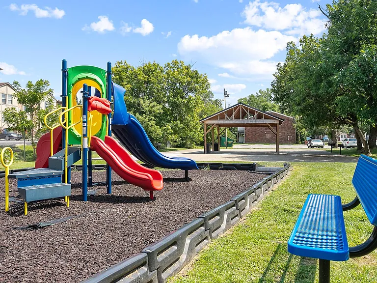 Country Place Apartments — Photo 7