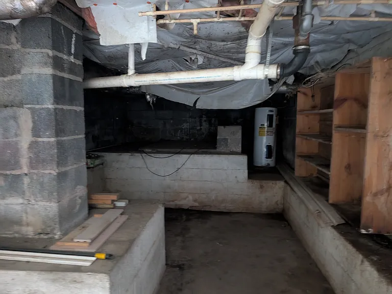 437 Linden Cir — Photo 13