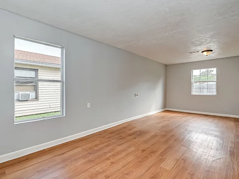 7946 Jutland Rd — Photo 6