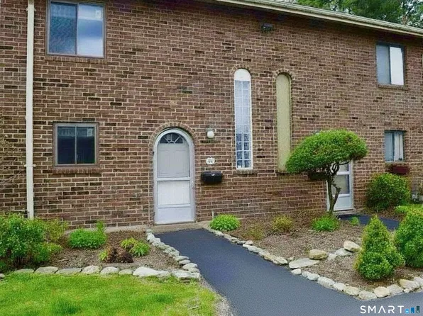 94 Wakefield Circle #94, East Hartford, CT 06118
