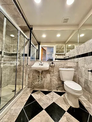 Rented by City Connections Realty | media 14