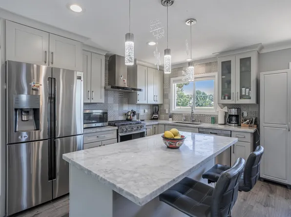 5237 Valpey Park Ave, Fremont, CA 94538