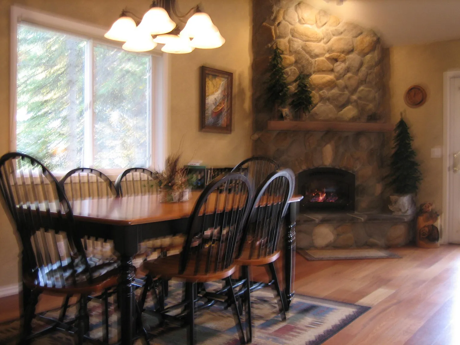 2 bed, 2.5 bath, 1081 sqft, $2,300 — Photo 2