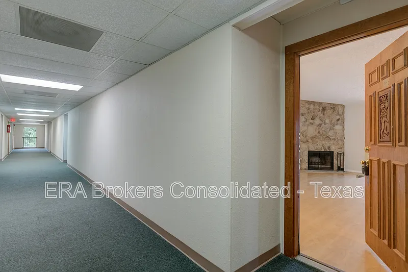 2 bed, 2.0 bath, $975 — Photo 2