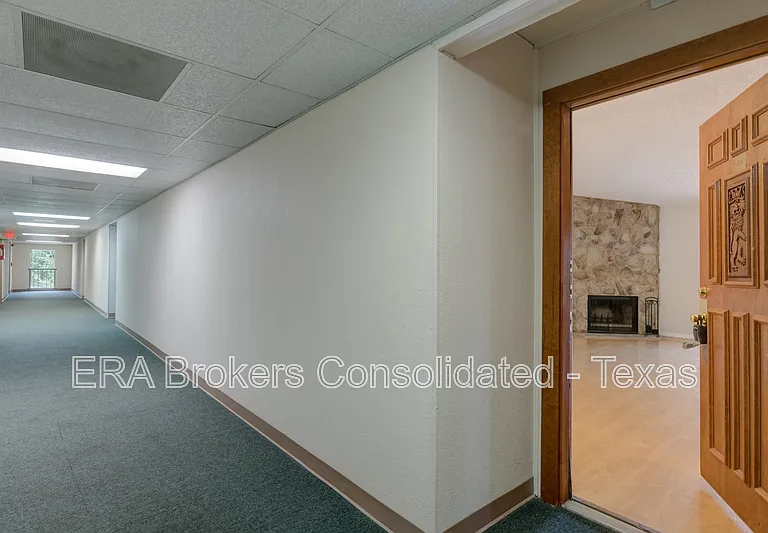 4119 Medical Dr #304F — Photo 2