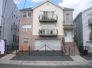 559-561 Hawthorne Ave, Newark, NJ 07112
