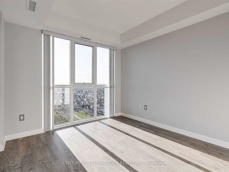 9560 Markham Rd #LPH01 — Photo 13